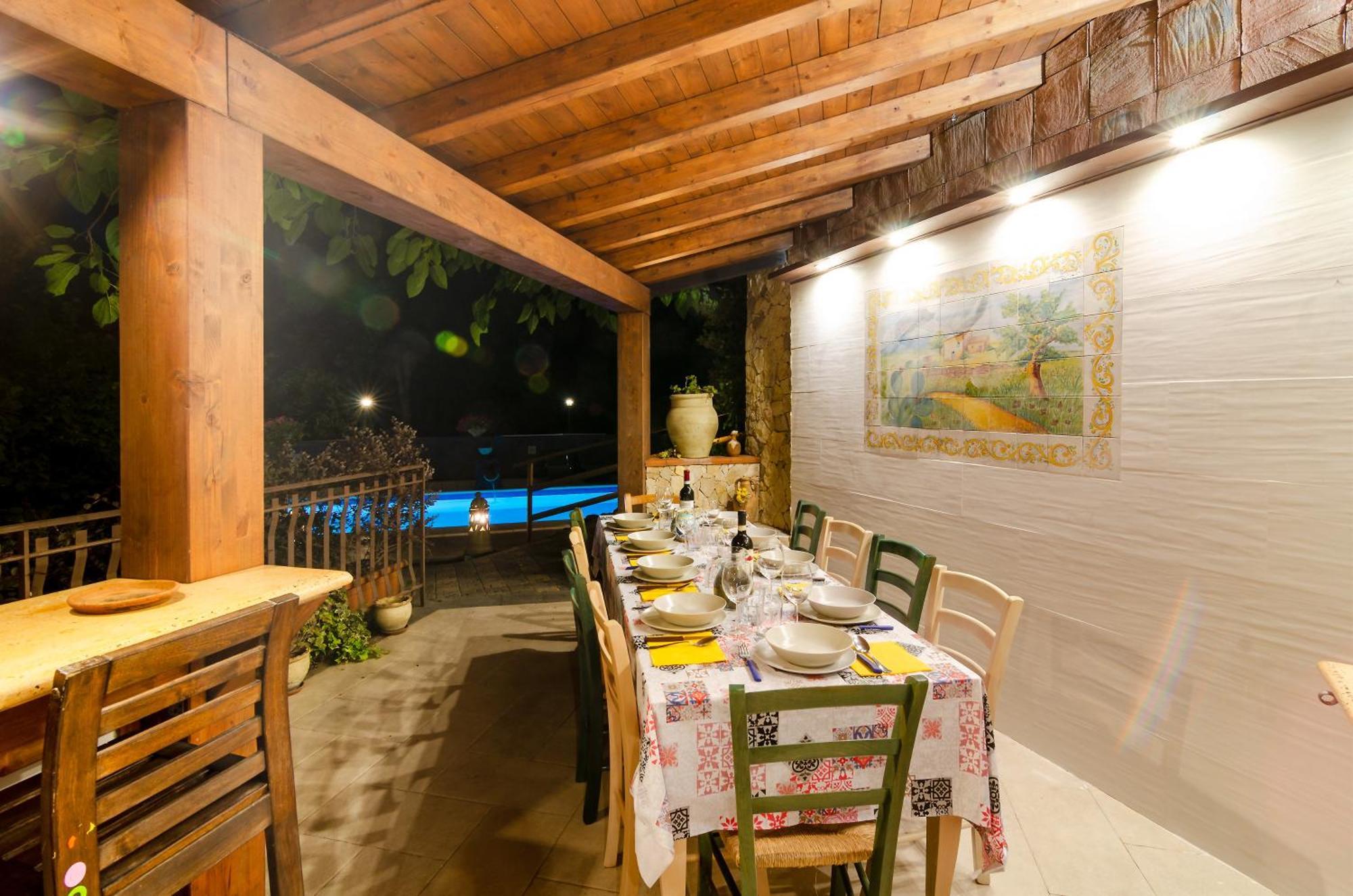 Villa Del Gelso Chalet Nel Parco Delletna Маскали Экстерьер фото