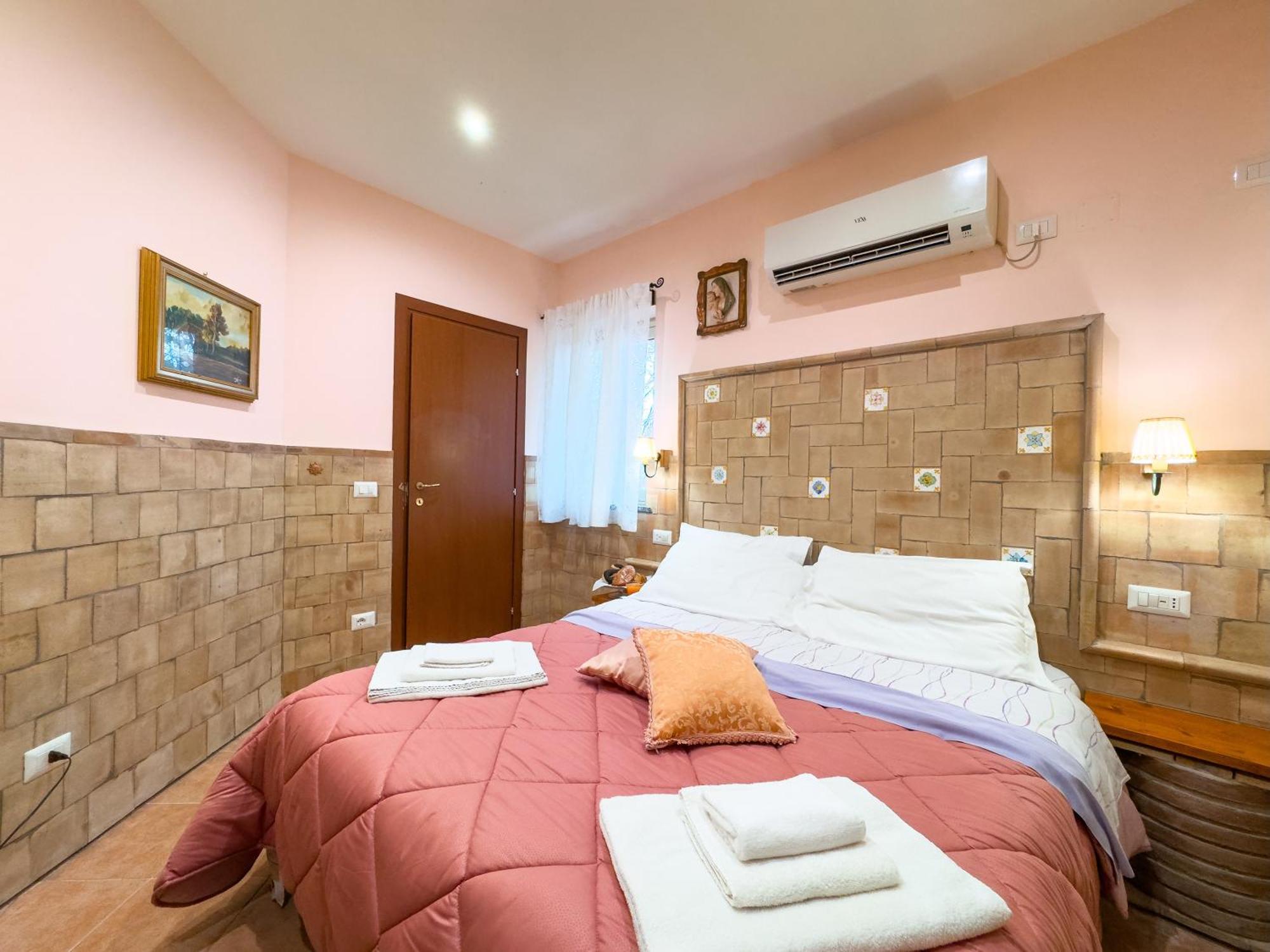 Villa Del Gelso Chalet Nel Parco Delletna Маскали Экстерьер фото