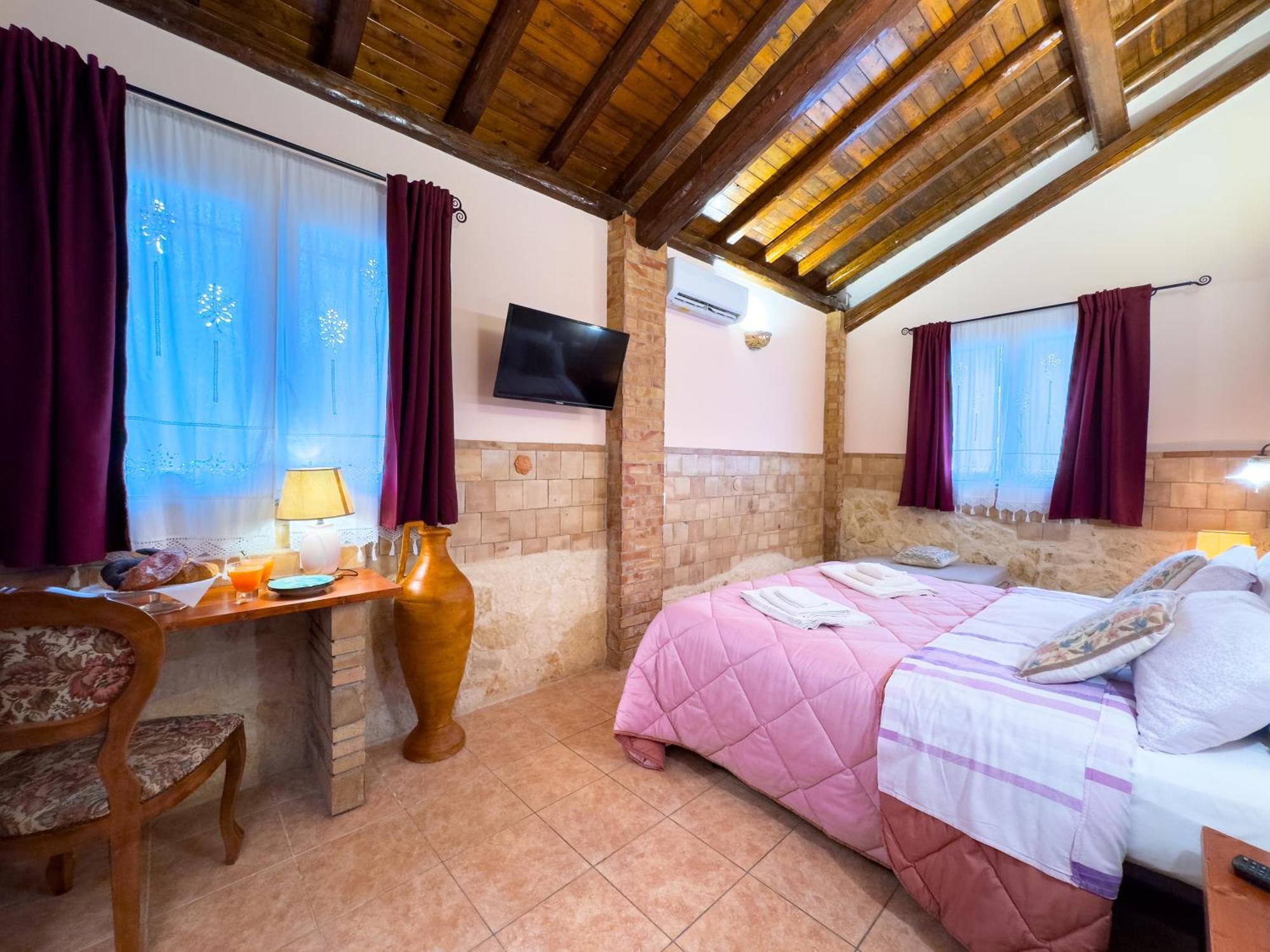 Villa Del Gelso Chalet Nel Parco Delletna Маскали Экстерьер фото